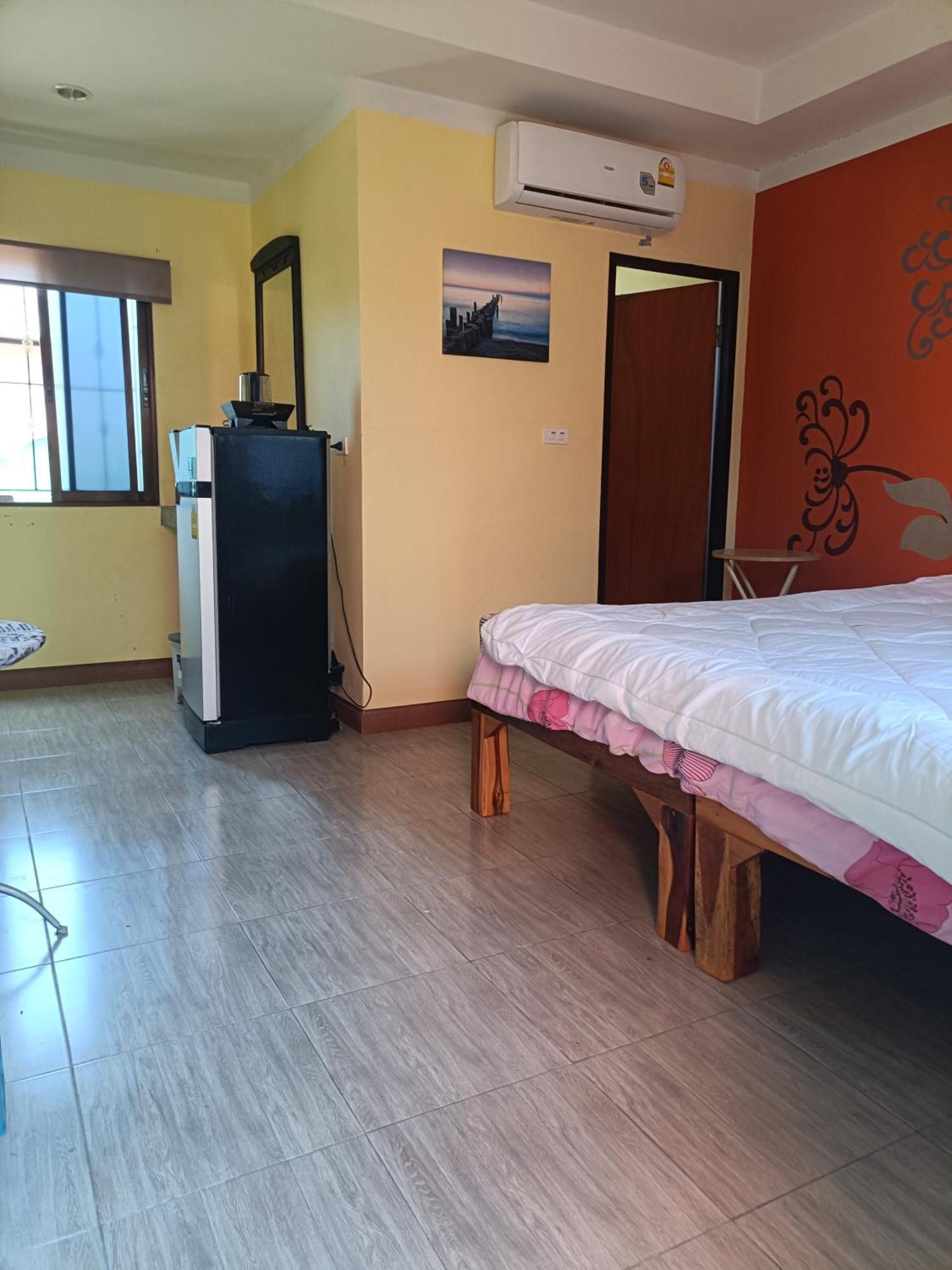 Hotel Chill Land House Bang Tao Beach  Esterno foto