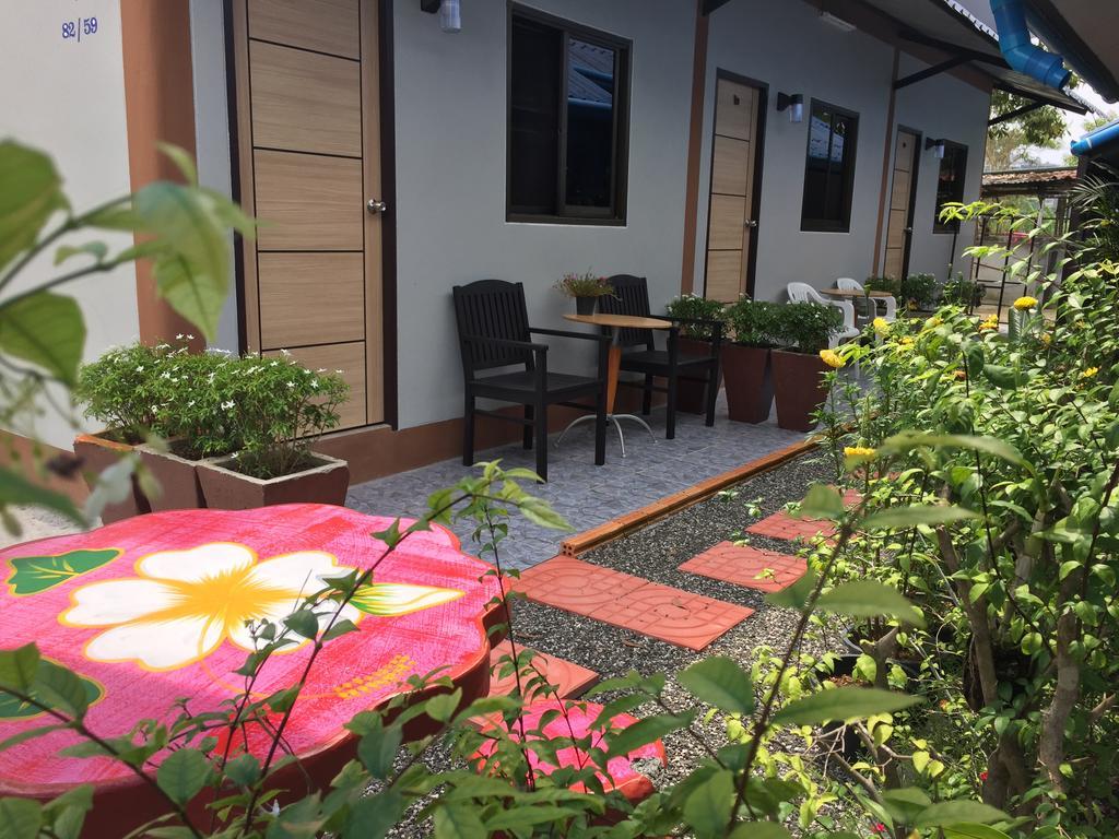 Hotel Chill Land House Bang Tao Beach  Esterno foto
