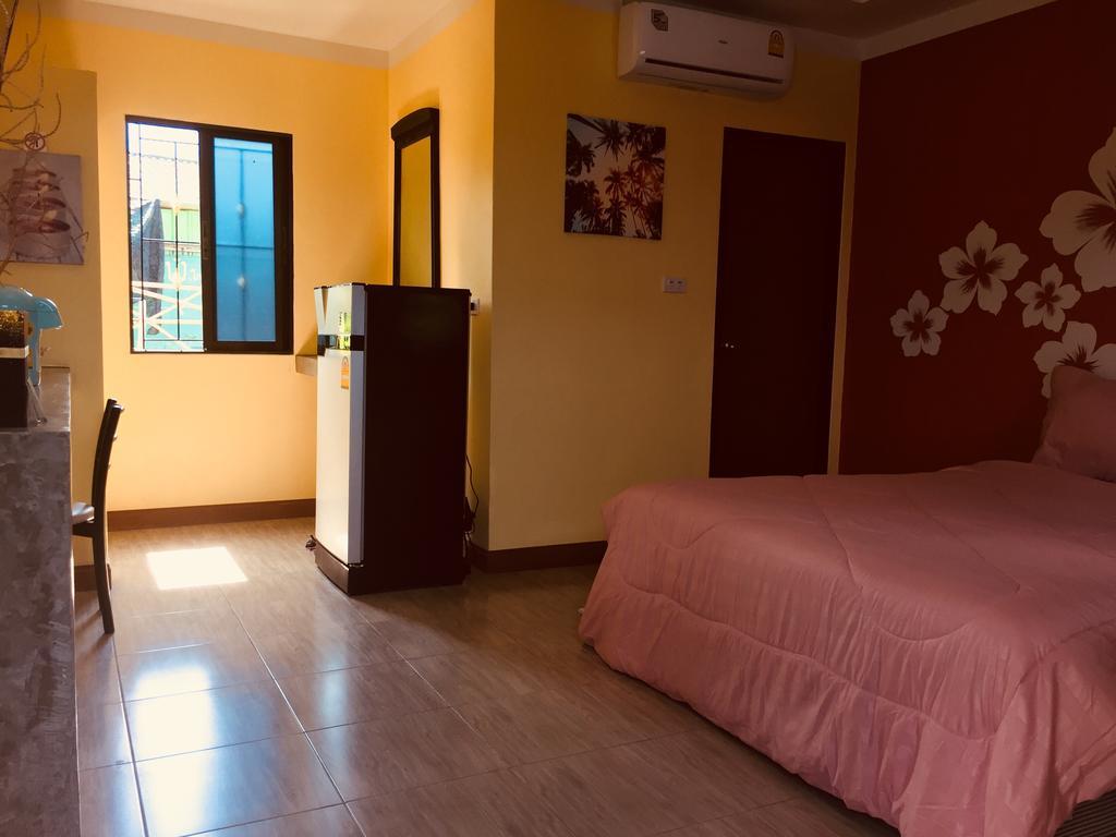 Hotel Chill Land House Bang Tao Beach  Esterno foto